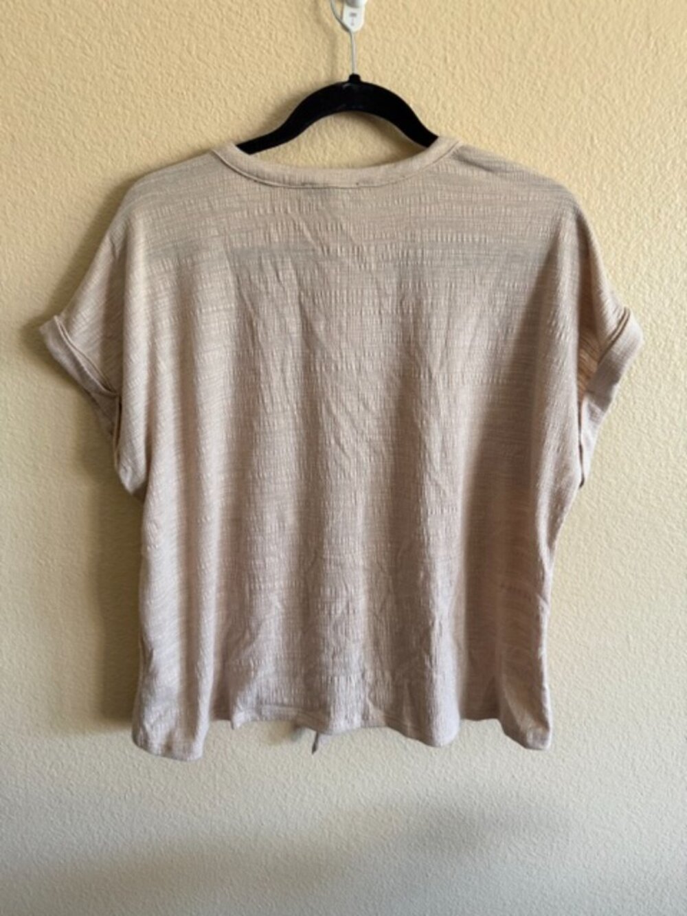 Cable & Gauge tan short sleeve v-neck front ite shirt Size XL - Picture 2 of 5